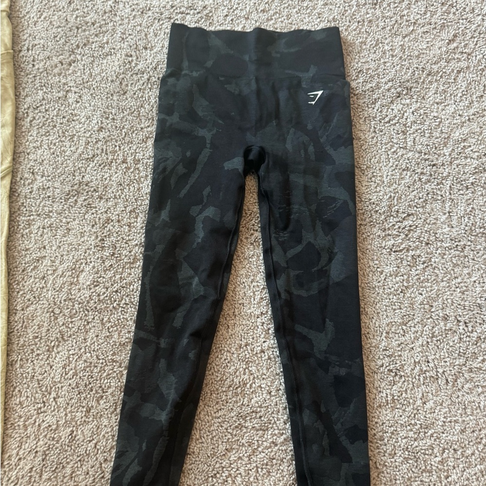 Black Camo GymShark Leggings